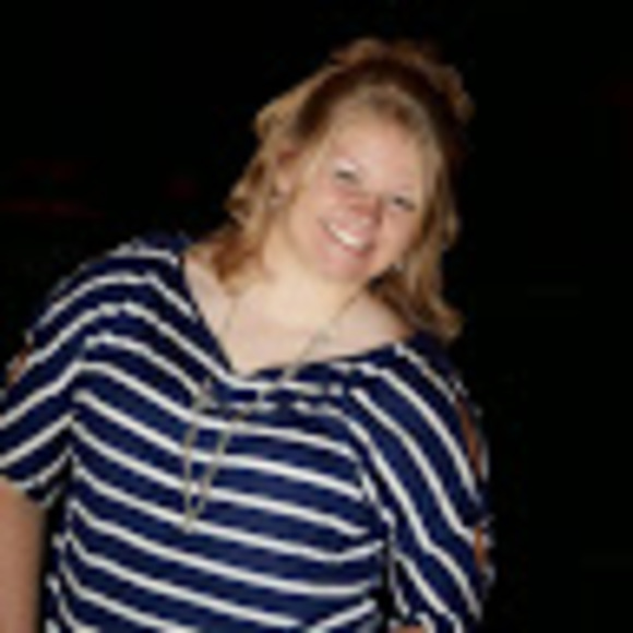 Meet your Posher, Ashton - Picture 1 of 1